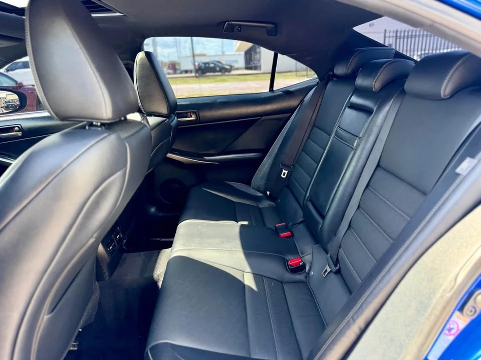 2018 Lexus IS 3rd Gen - Image 10 of 20