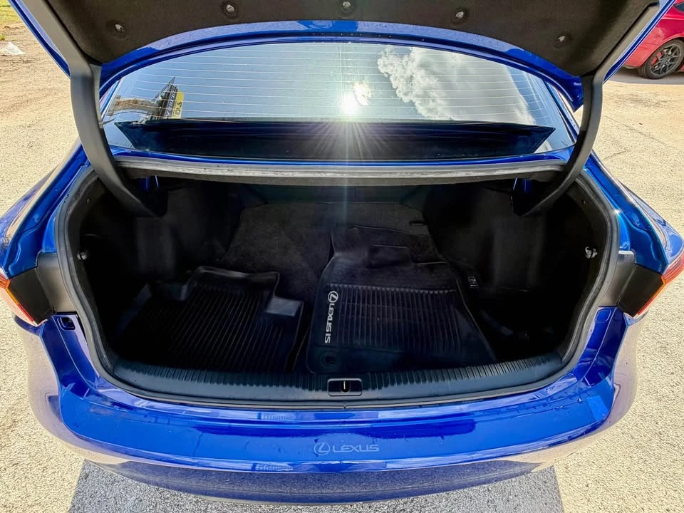 2018 Lexus IS 3rd Gen - Image 20 of 20