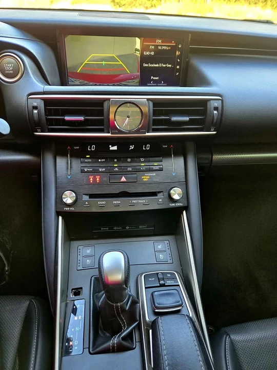 2018 Lexus IS 3rd Gen - Image 10 of 12