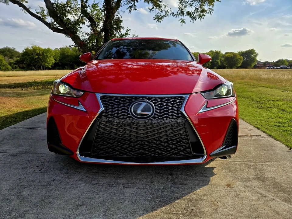 2018 Lexus IS 3rd Gen - Image 2 of 12