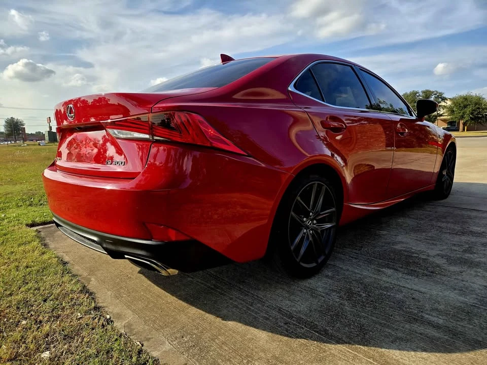 2018 Lexus IS 3rd Gen - Image 6 of 12