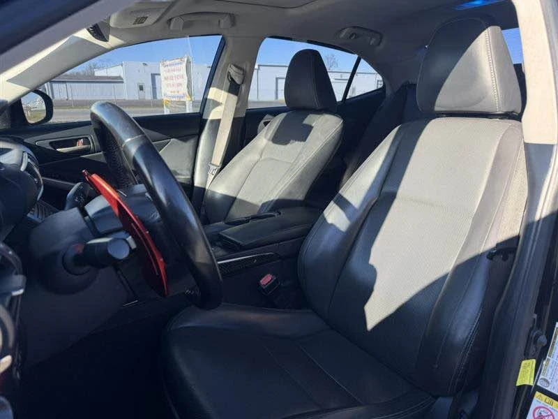2018 Lexus IS 3rd Gen - Image 11 of 13