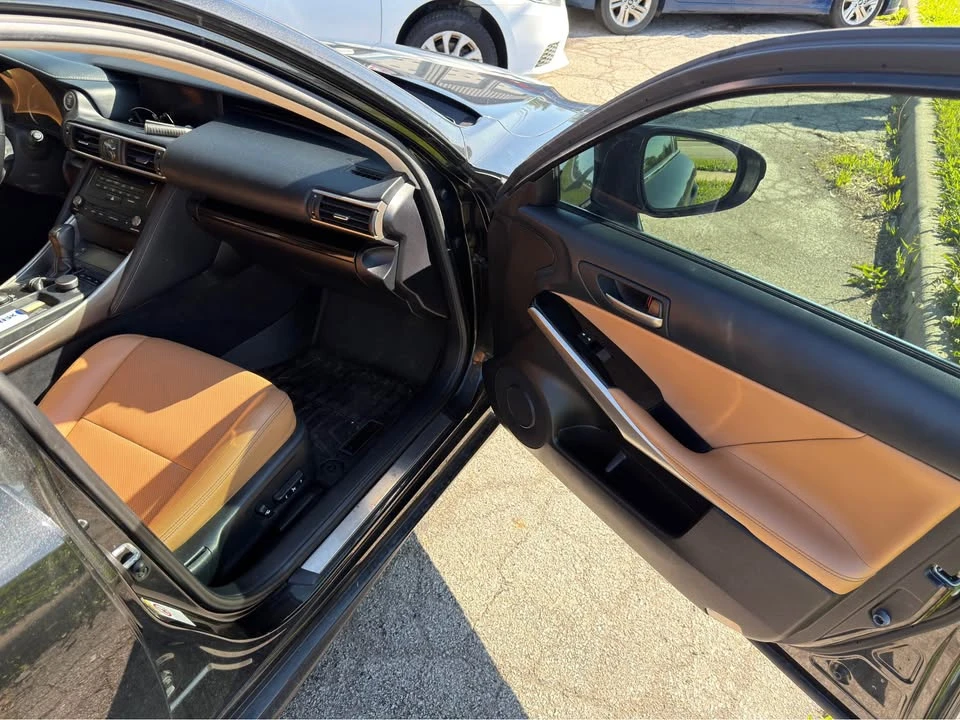 2018 Lexus IS 3rd Gen - Image 9 of 18