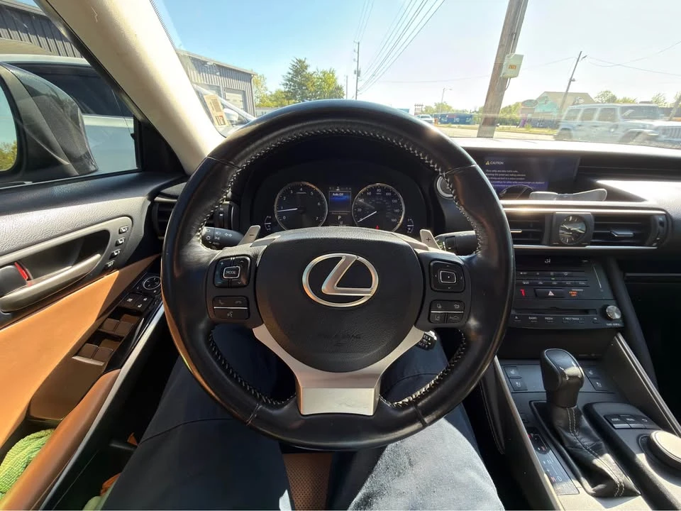2018 Lexus IS 3rd Gen - Image 17 of 18