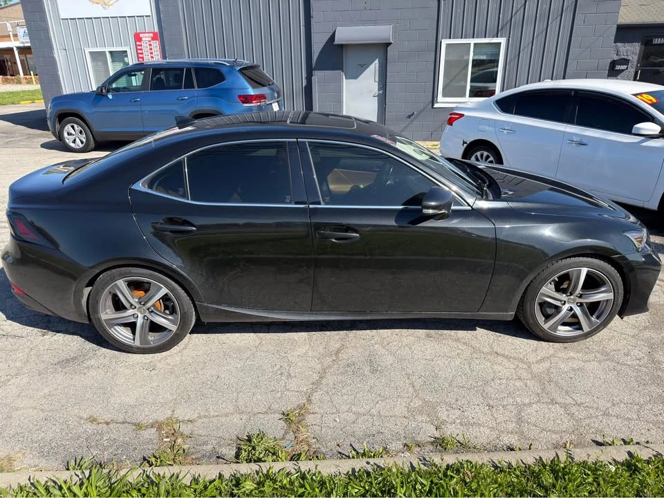 2018 Lexus IS 3rd Gen - Image 8 of 18