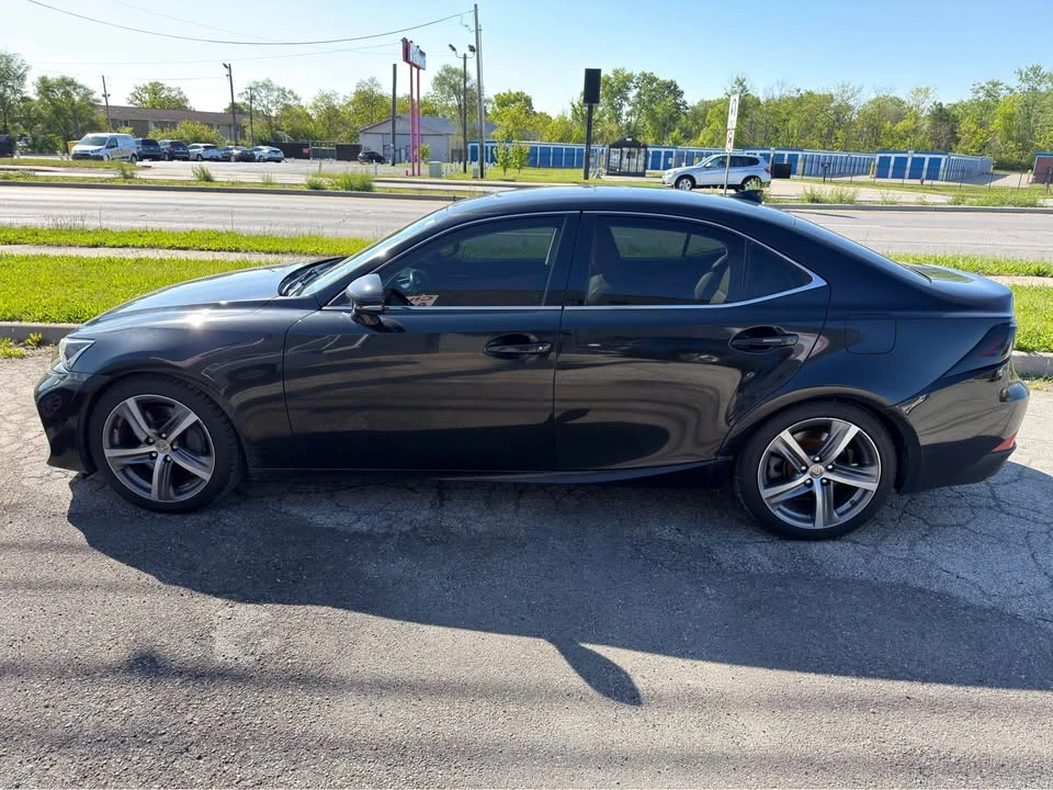 2018 Lexus IS 3rd Gen - Image 4 of 18