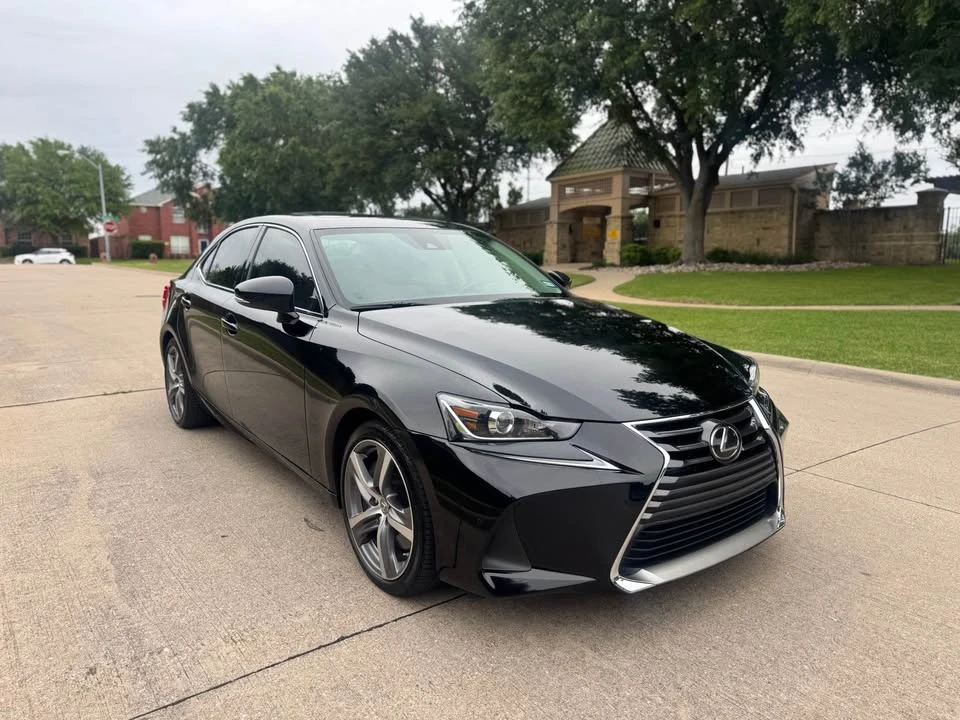 2018 Lexus IS 3rd Gen - Image 3 of 20