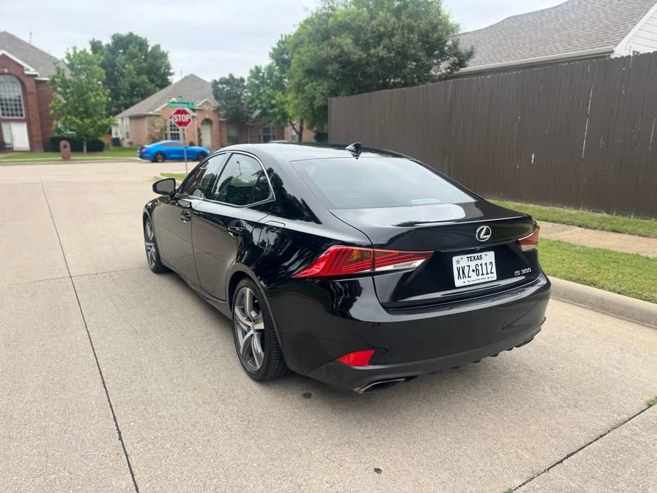 2018 Lexus IS 3rd Gen - Image 7 of 20