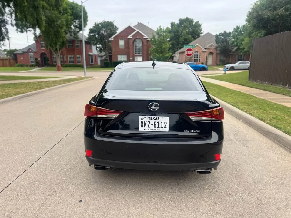 2018 Lexus IS 3rd Gen - Image 6 of 20