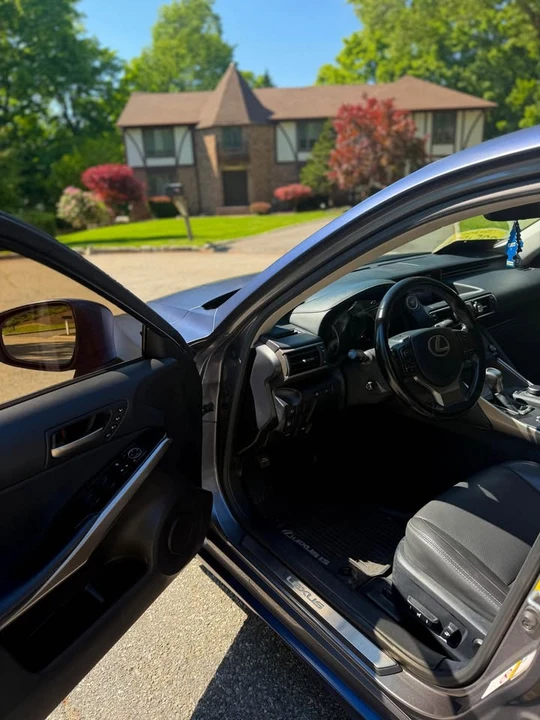 2018 Lexus IS 3rd Gen - Image 8 of 14