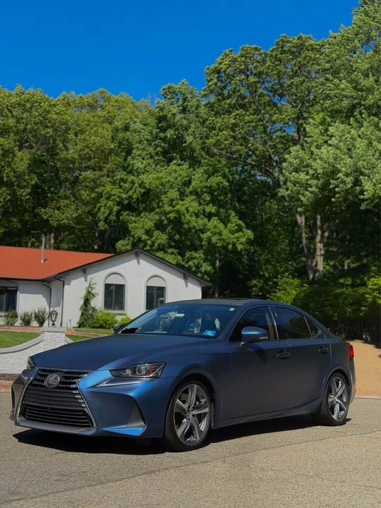 2018 Lexus IS 3rd Gen - Image 2 of 14
