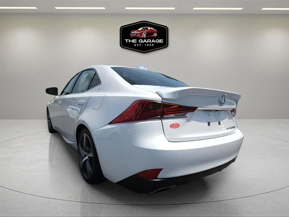 2018 Lexus IS 3rd Gen - Image 4 of 20