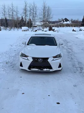 2018 Lexus IS 300 Sedan 4D