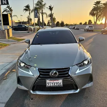 2018 Lexus IS 300