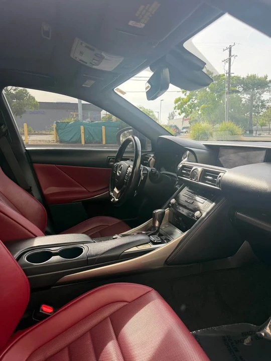2018 Lexus IS 3rd Gen - Image 9 of 13
