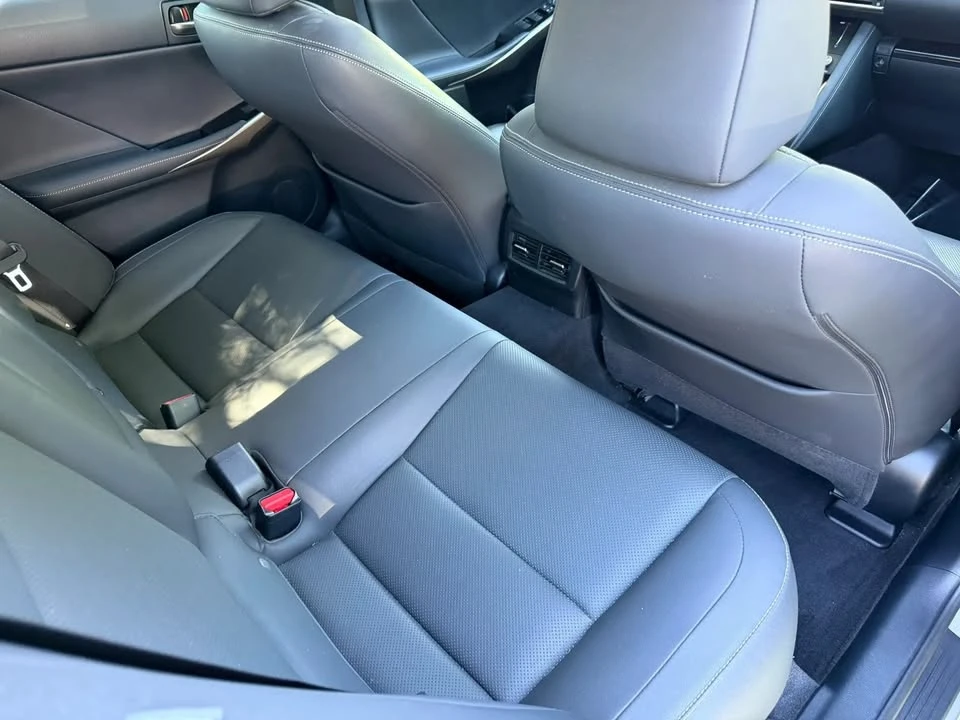 2018 Lexus IS 3rd Gen - Image 11 of 20