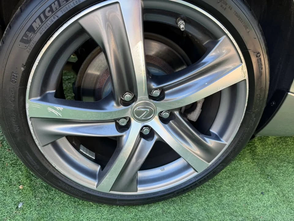 2018 Lexus IS 3rd Gen - Image 17 of 20