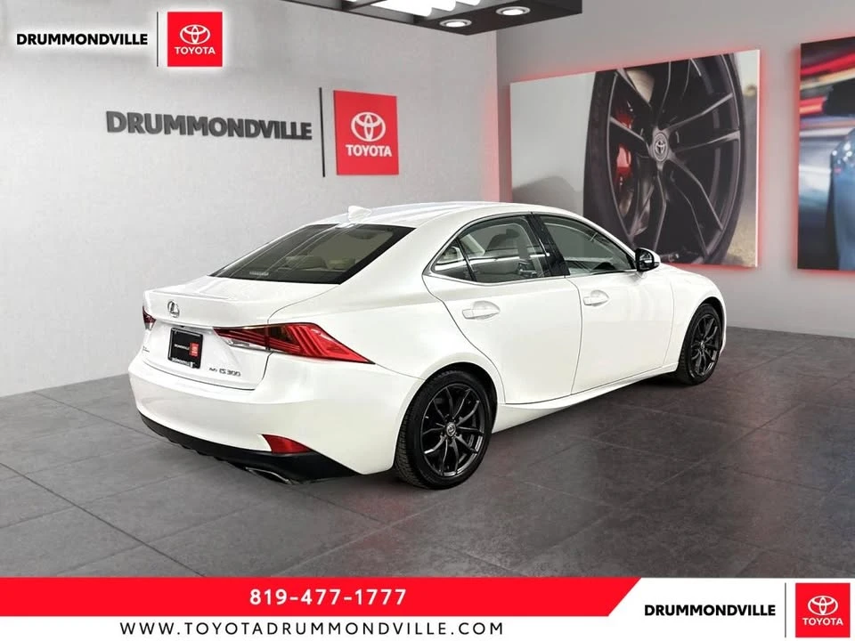 2018 Lexus IS 3rd Gen - Image 5 of 18