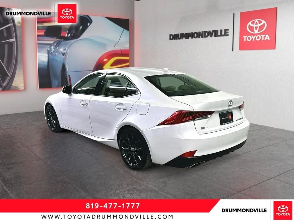 2018 Lexus IS 3rd Gen - Image 3 of 18