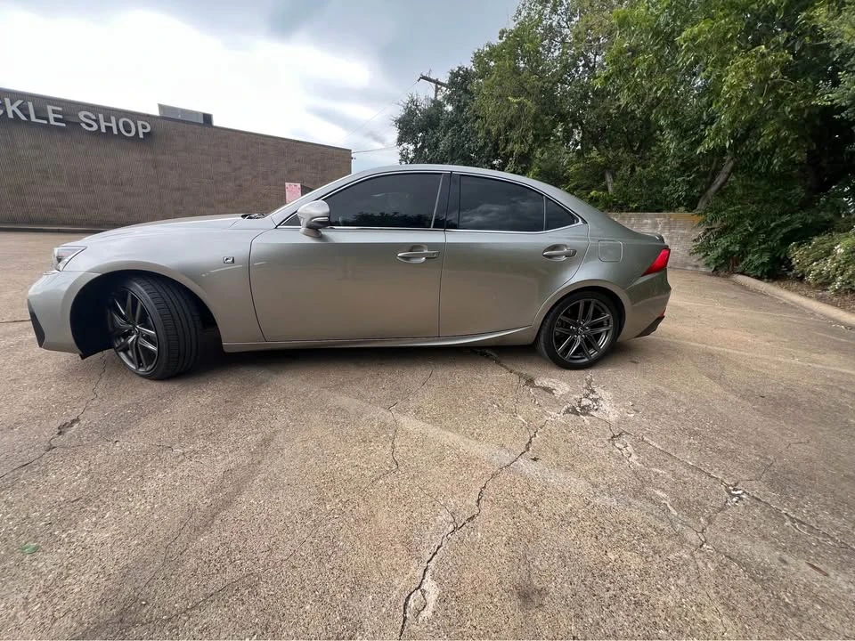 2018 Lexus IS 3rd Gen - Image 5 of 9