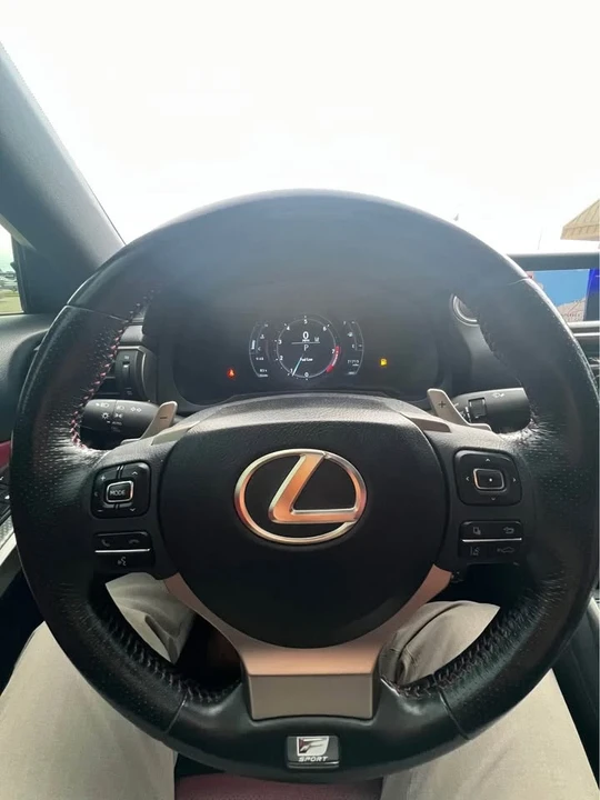 2018 Lexus IS 3rd Gen - Image 8 of 9