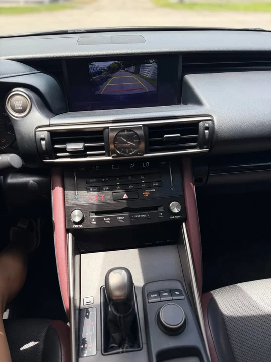2018 Lexus IS 3rd Gen - Image 8 of 13