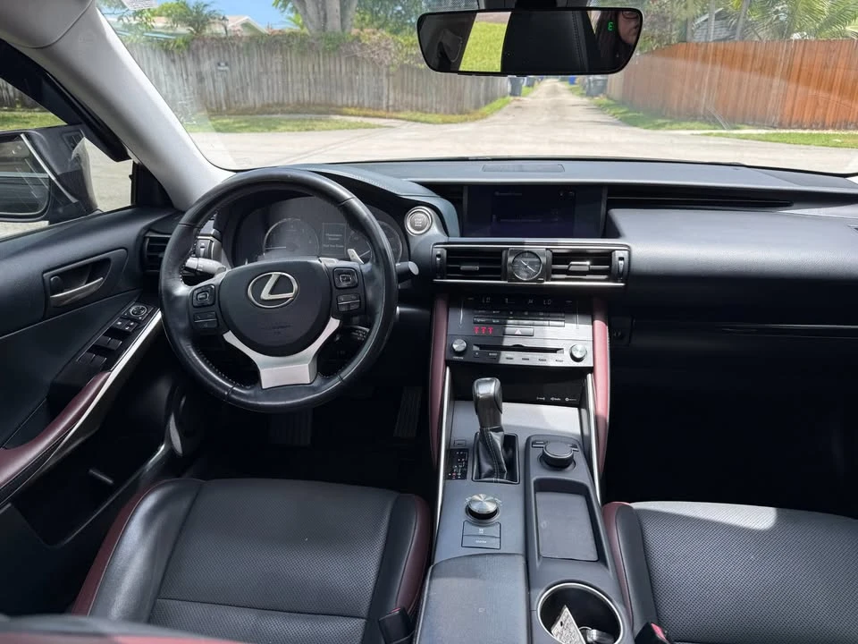 2018 Lexus IS 3rd Gen - Image 6 of 13