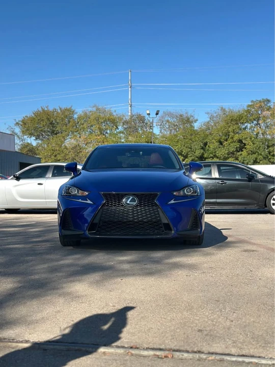 2018 Lexus IS 3rd Gen - Image 2 of 9