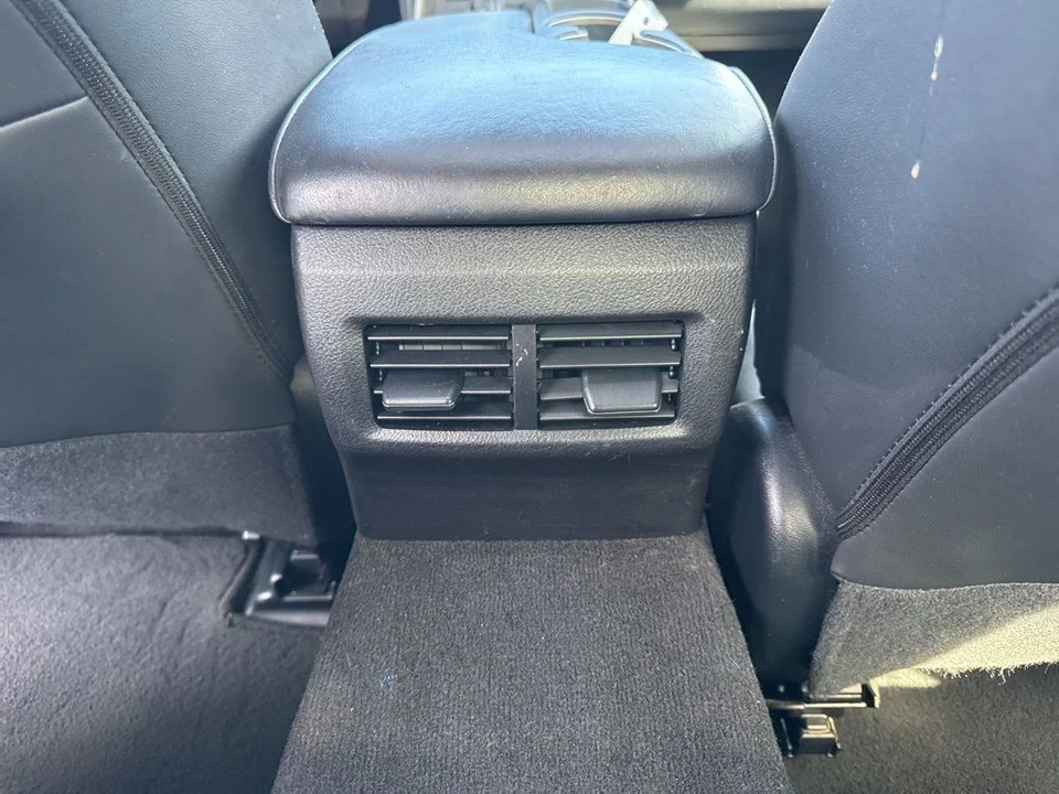2018 Lexus IS 3rd Gen - Image 13 of 31