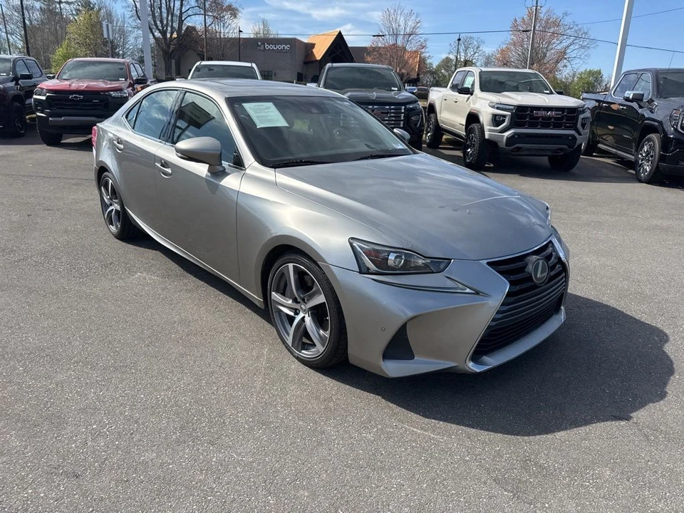 2018 Lexus IS 3rd Gen - Image 7 of 31