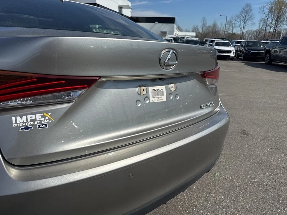 2018 Lexus IS 3rd Gen - Image 30 of 31