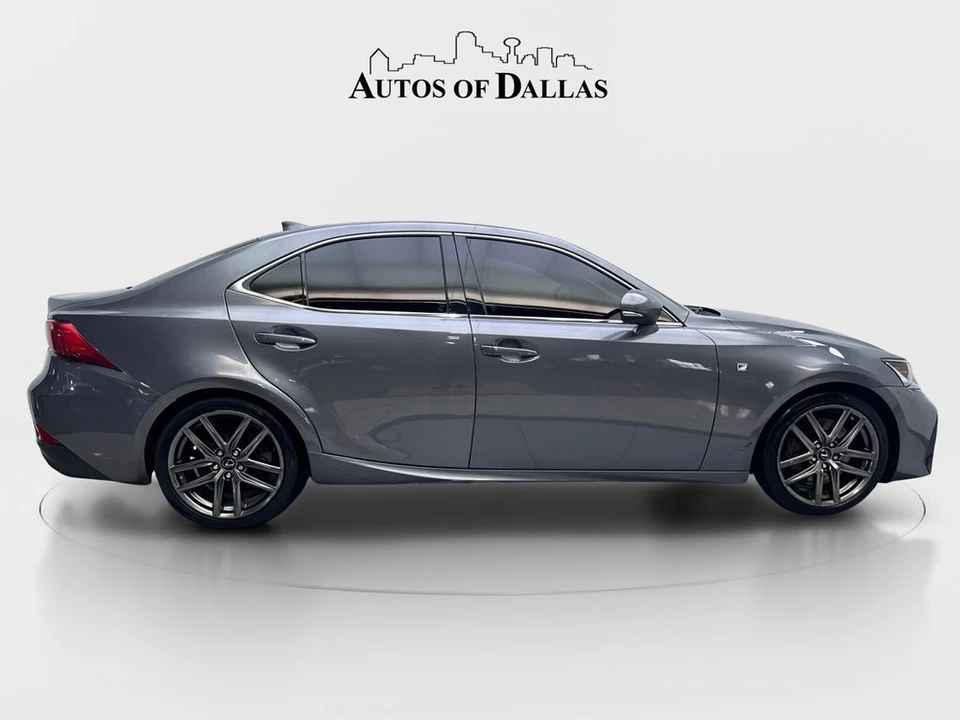 2018 Lexus IS 3rd Gen - Image 10 of 31