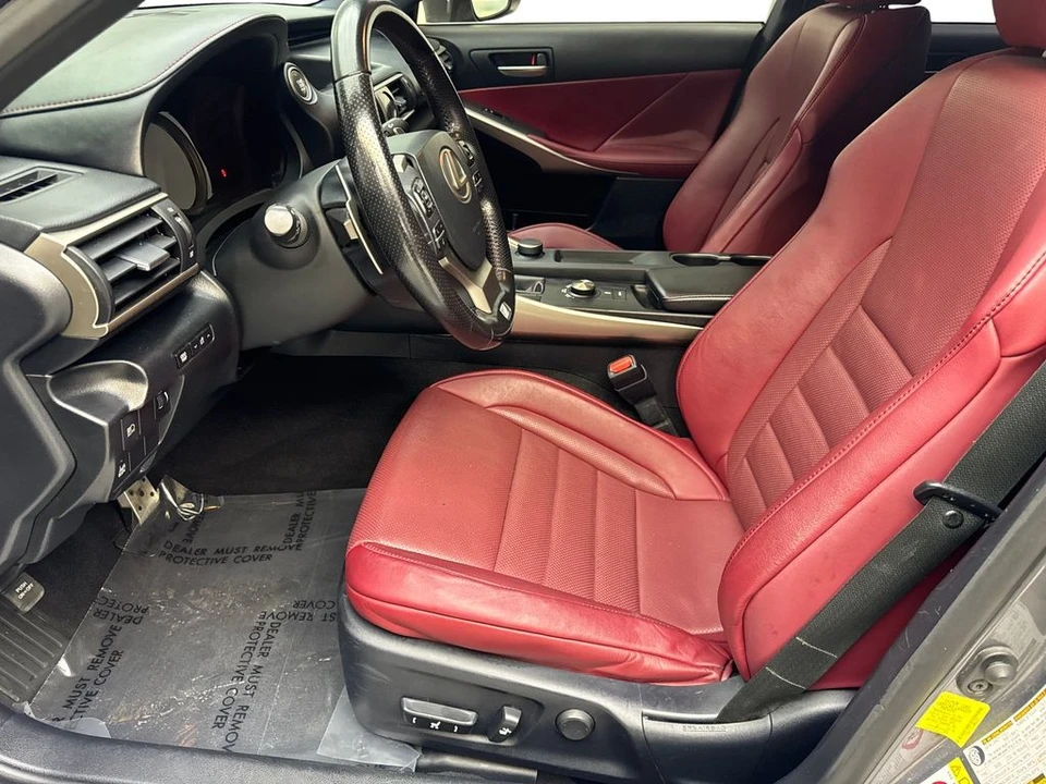 2018 Lexus IS 3rd Gen - Image 27 of 31