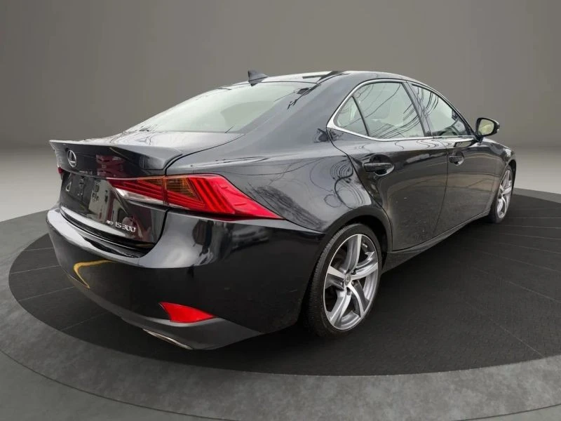 2018 Lexus IS 3rd Gen - Image 5 of 12