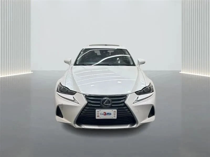 2018 Lexus IS 3rd Gen - Image 8 of 12
