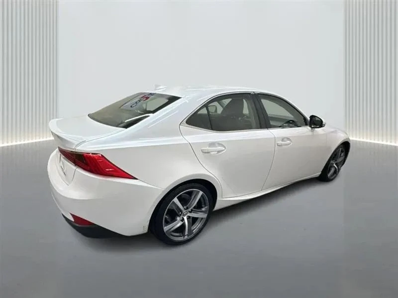 2018 Lexus IS 3rd Gen - Image 5 of 12