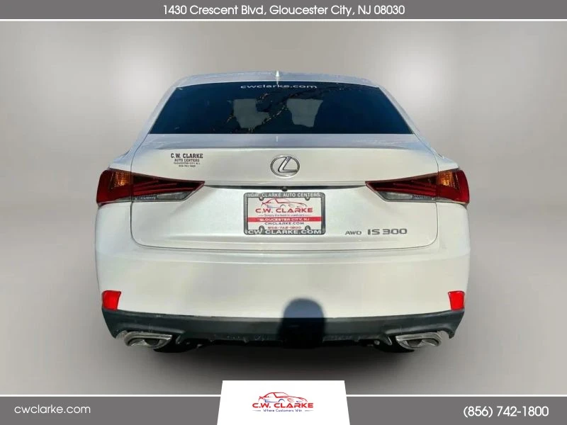2018 Lexus IS 3rd Gen - Image 6 of 9