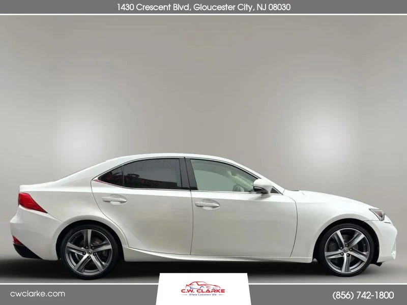 2018 Lexus IS 3rd Gen - Image 5 of 12