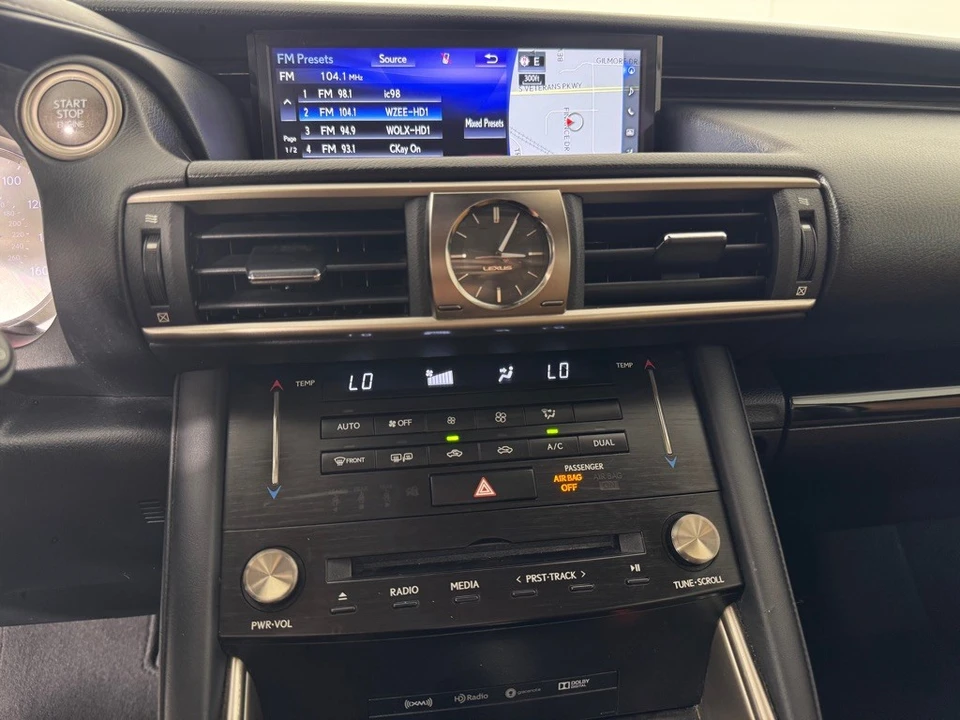 2018 Lexus IS 3rd Gen - Image 14 of 25