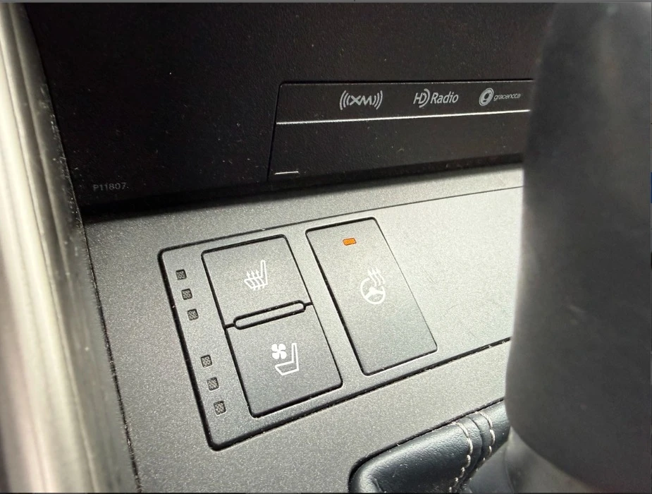 2018 Lexus IS 3rd Gen - Image 6 of 10