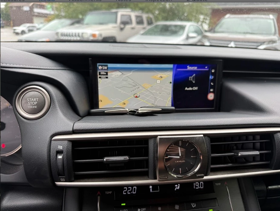 2018 Lexus IS 3rd Gen - Image 5 of 10