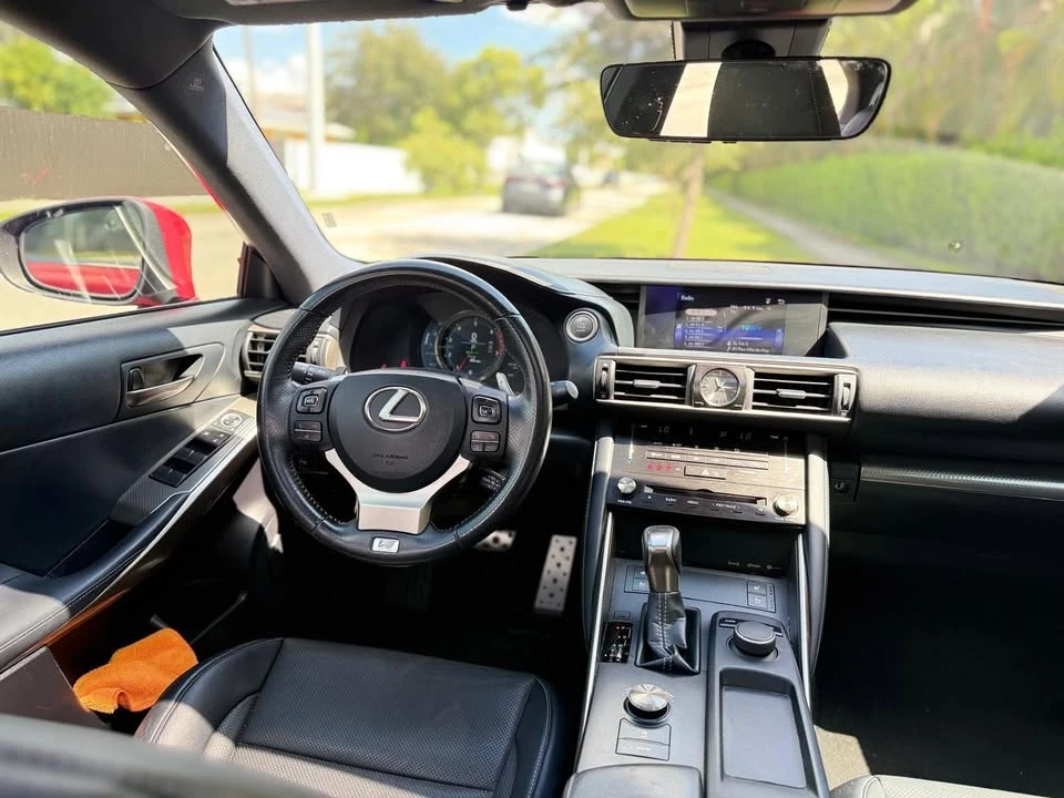 2018 Lexus IS 3rd Gen - Image 6 of 13