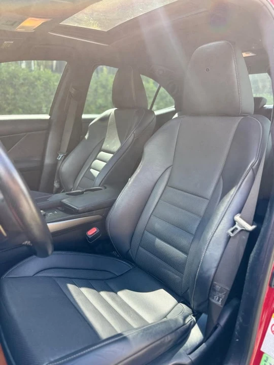 2018 Lexus IS 3rd Gen - Image 8 of 13