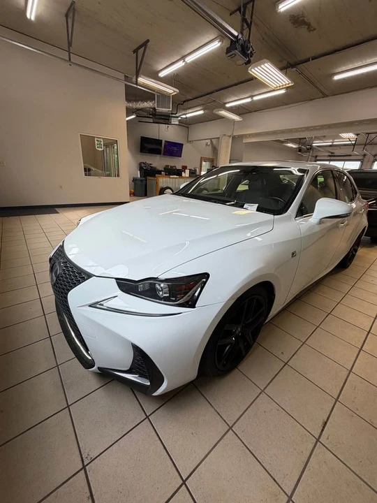 2018 Lexus IS 3rd Gen - Image 3 of 12