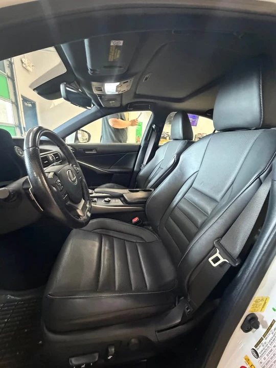 2018 Lexus IS 3rd Gen - Image 6 of 12