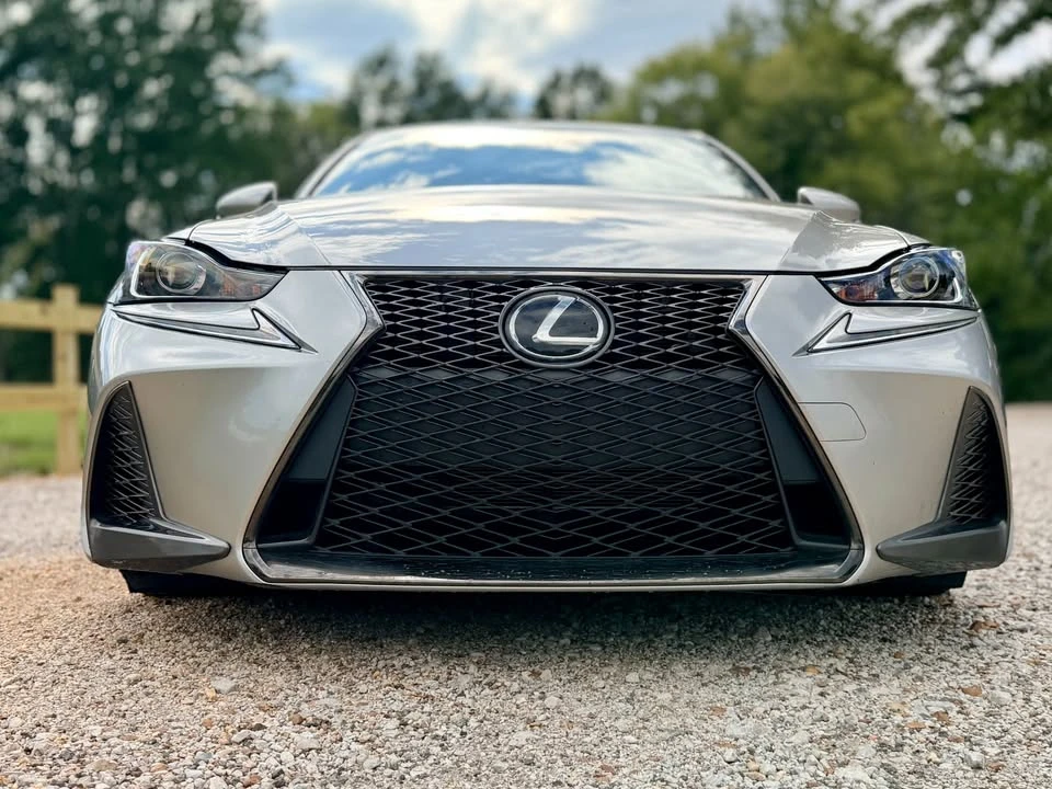 2018 Lexus IS 3rd Gen - Image 4 of 20