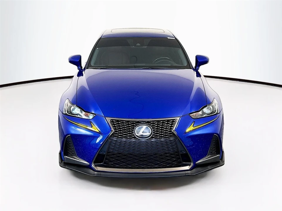 2018 Lexus IS 3rd Gen - Image 24 of 31