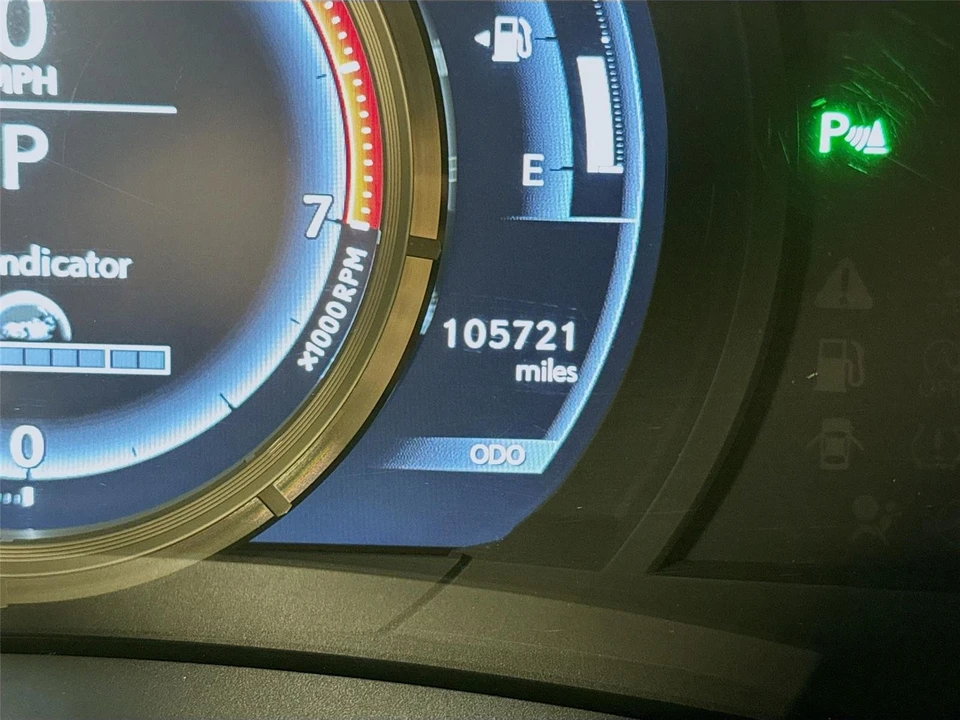 2018 Lexus IS 3rd Gen - Image 4 of 31