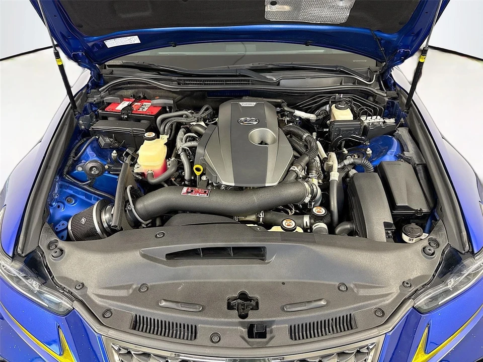 2018 Lexus IS 3rd Gen - Image 26 of 31