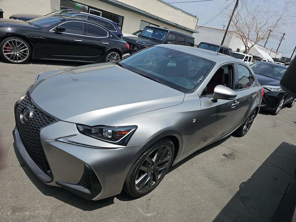 2018 Lexus IS 3rd Gen - Image 5 of 12